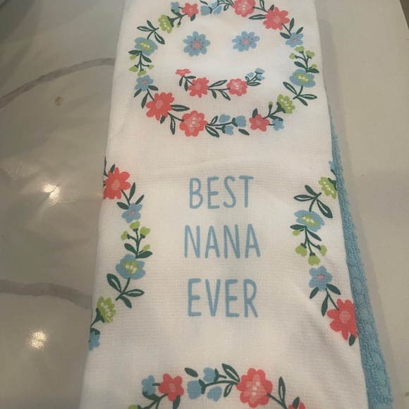 DEBORAH CONNOLLY DESINS BEST NANA EVER SET OF 3 KITCHEN TOWELL SET - NWT - Picture 1 of 3